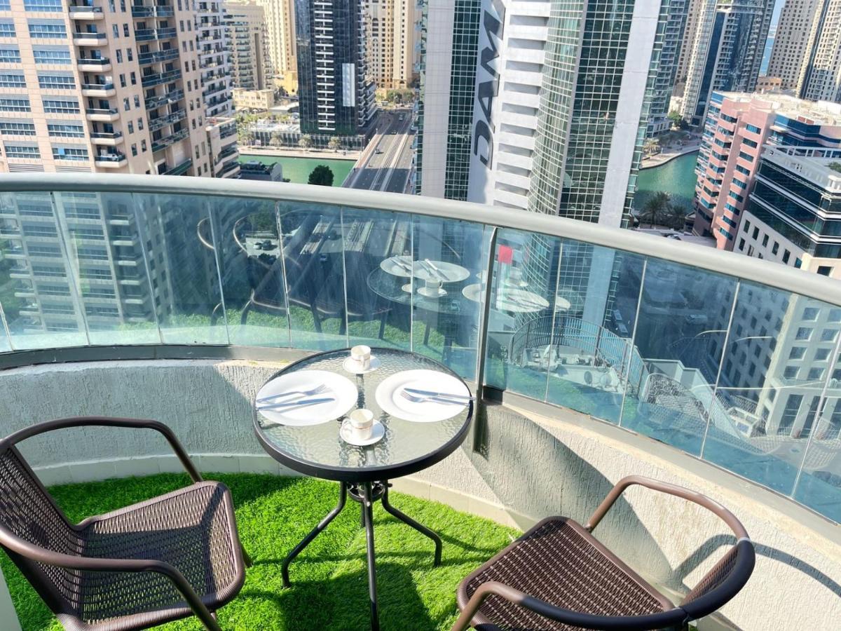 Luxury Room With Marina View Close To Jbr Beach And Metro With Shared Kitchen Dubai Exterior photo