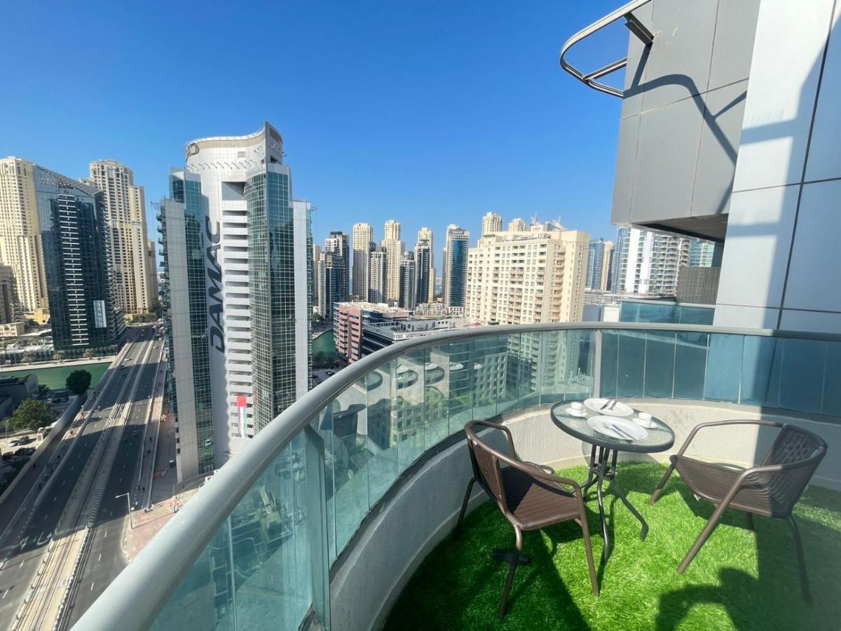 Luxury Room With Marina View Close To Jbr Beach And Metro With Shared Kitchen Dubai Exterior photo